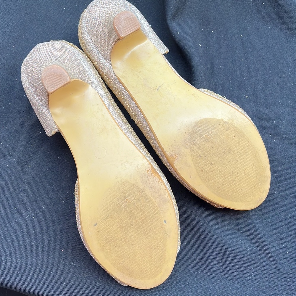 Girls Bella Marie Heels Size 4 - Picture 3 of 4